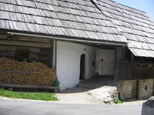 Maison Oplen a Studor