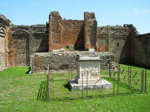 Chrám Vespasiánův v Pompejích