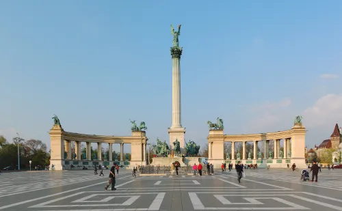 Náměstí Hrdinů