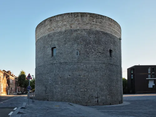 Valenciennoise, obranná věž městského opevnění Mons