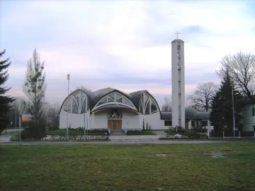 Kostel svatého Cyrila a Metoděje v Ostravě-Pustkovci