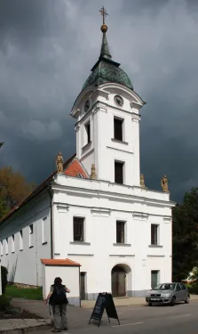 Kostel Nalezení svatého Kříže v Moravci