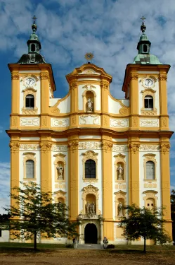 Kostel Očišťování Panny Marie v Dubu nad Moravou