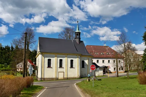 Kostel Čtrnácti svatých pomocníků v Krompachu