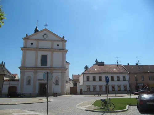 Kostel svatého Ondřeje v Uherském Ostrohu