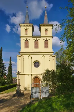 Přírodní památka Otaslavice – kostel