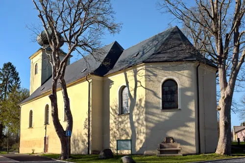 Kostel Čtrnácti svatých pomocníků v Třech Sekerách