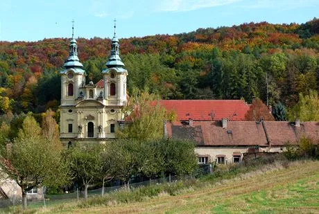 Klášter Nanebevzetí Panny Marie v Dolním Ročově