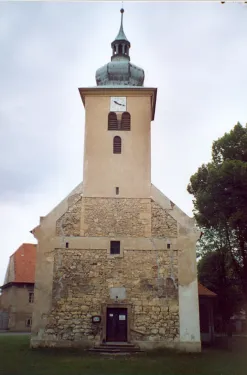 Kostel svatého Šimona a Judy v Lenešicích