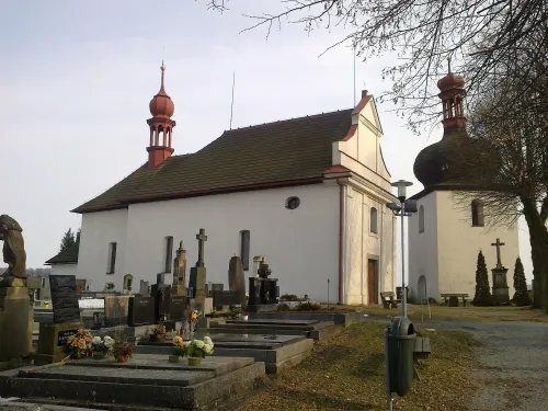 Kostel svatého Ducha v Dobrušce