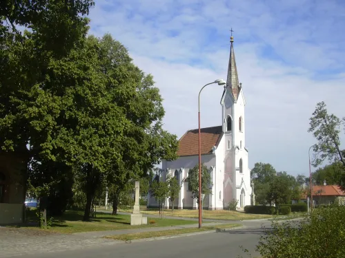 Kostel svatého Josefa v Krasicích