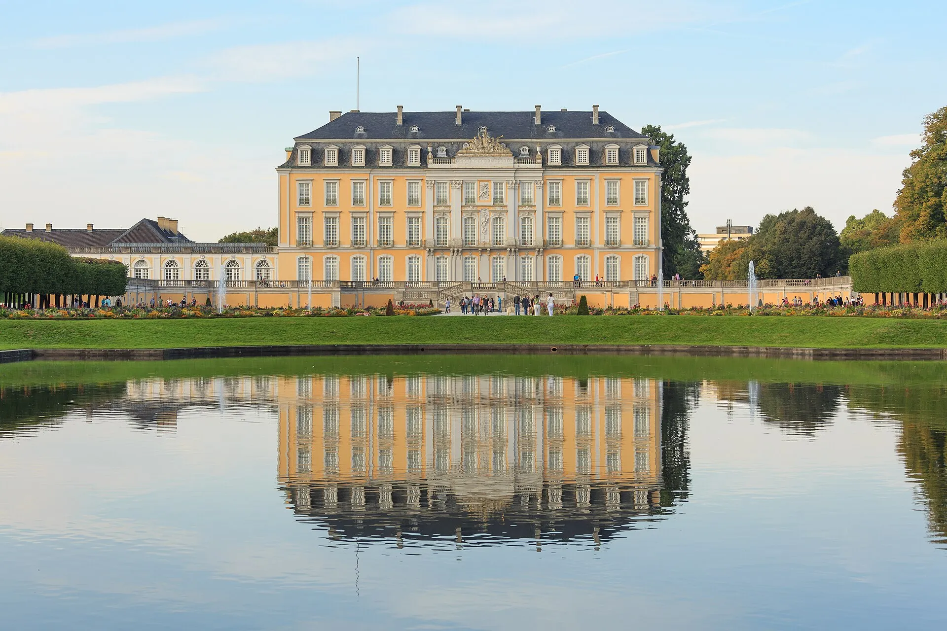 Zámky Augustusburg a Falkenlust
