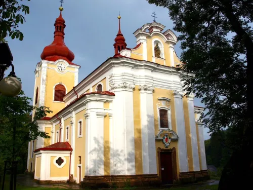 Kostel svaté Kateřiny Alexandrijské ve Sloupu v Čechách