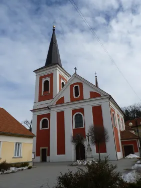 Kostel Všech svatých v Rájci-Jestřebí