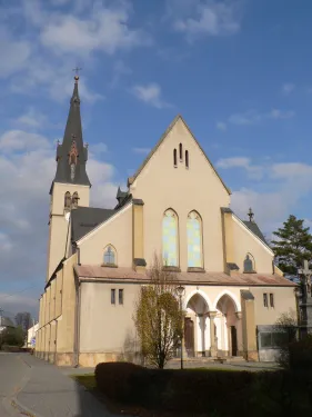 Kostel Nanebevzetí Panny Marie v Rapotíně