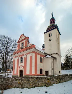 Kostel svatého Václava v Deštné