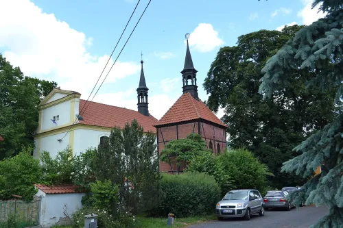 Kostel Nanebevzetí Panny Marie v Církvicích