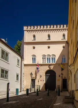 Thunovský palác