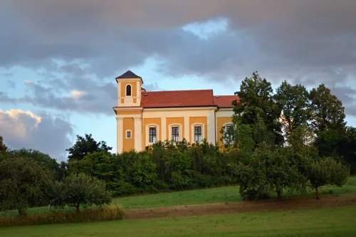 Kostel svaté Kateřiny Alexandrijské v Chotči