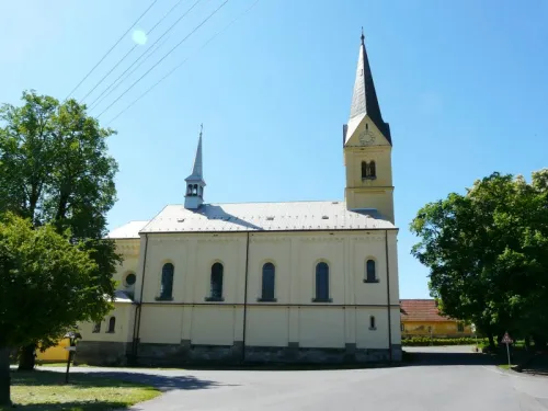 Kostel svatého Jana Křtitele v Dolních Hbitech
