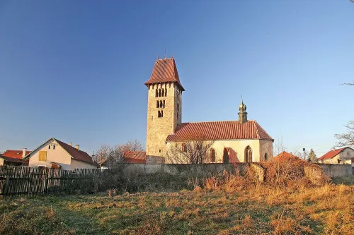 Kostel svatého Václava v Chřenovicích