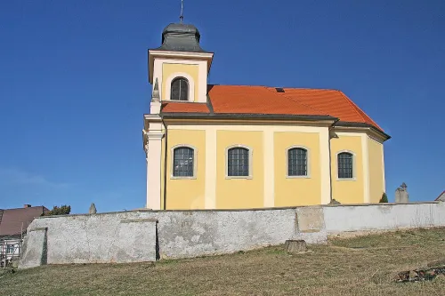 Kostel svatého Šimona a Judy v Chyjicích