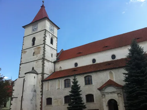 Kostel svatého Petra a Pavla v Horažďovicích
