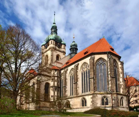 Kostel svatých apoštolů Petra a Pavla v Mělníku