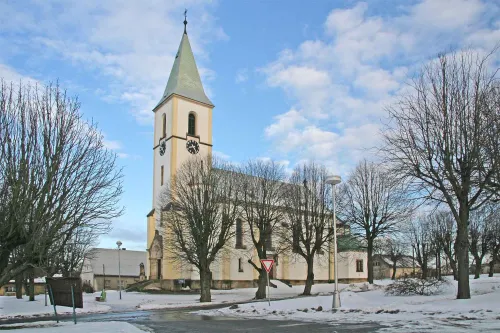 Kostel svatého Jakuba Staršího ve Stračově