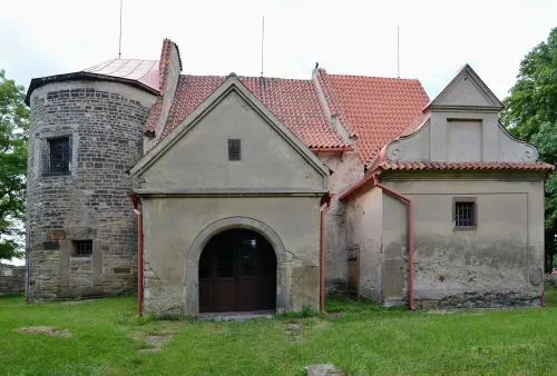 Kostel svatého Jiří v Hradešíně