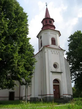 Kostel Povýšení svatého Kříže v Petrovicích