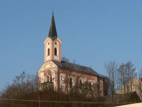 Kostel svaté Anny v Hoštejně