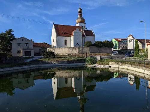 Kostel svatého Matouše v Dobroměřicích