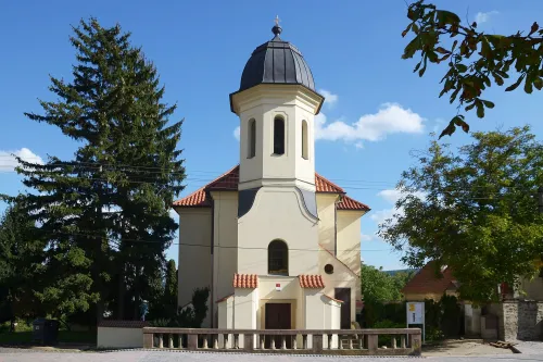 Kostel Nanebevzetí Panny Marie v Černošicích