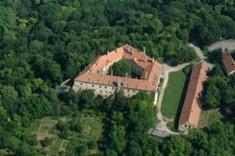 Zámek v Hlohovci
