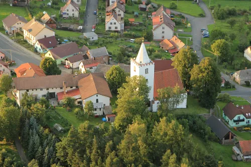 Zaniklý hrad Petrovice