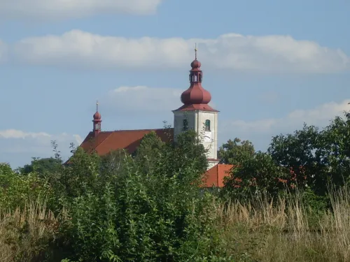 Děkanský kostel svatého Petra a Pavla v Podbořanech