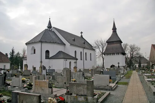 Kostel Proměnění Páně v Bílém Újezdu