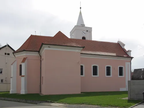 Kostel svatého Štěpána v Malešovicích