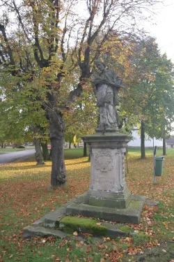 Socha svatého Jana Nepomuckého ve Stračově