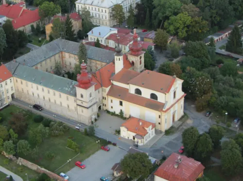 Kostel Povýšení svatého Kříže v Kosmonosích