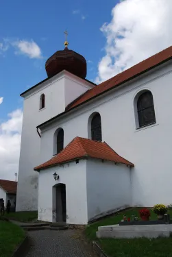 Kostel Narození Panny Marie v Kamýku nad Vltavou