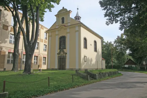 Kostel svaté Anny ve Skřivanech