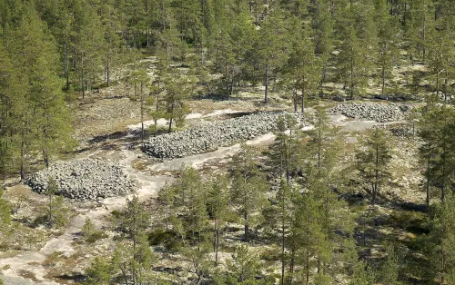 Hrobky z doby bronzové v Sammallahdenmäki