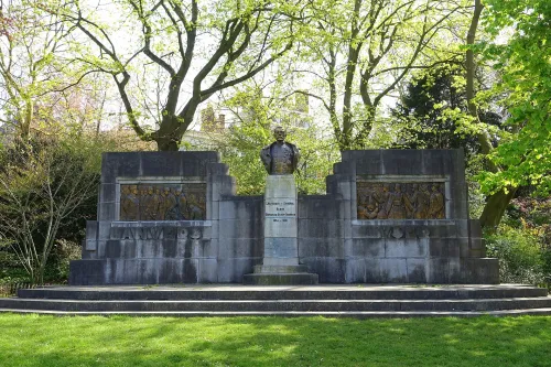 Denkmal Émile Dossin de Saint-Georges