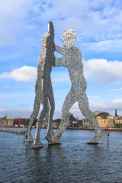 Molecule Man v Berlíně