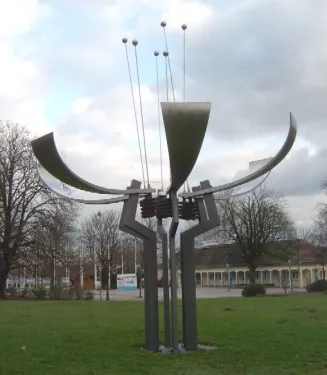 Skulptur Klingende Blume