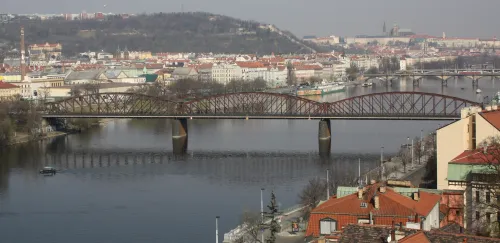 Železniční most přes Labe v Hradci Králové