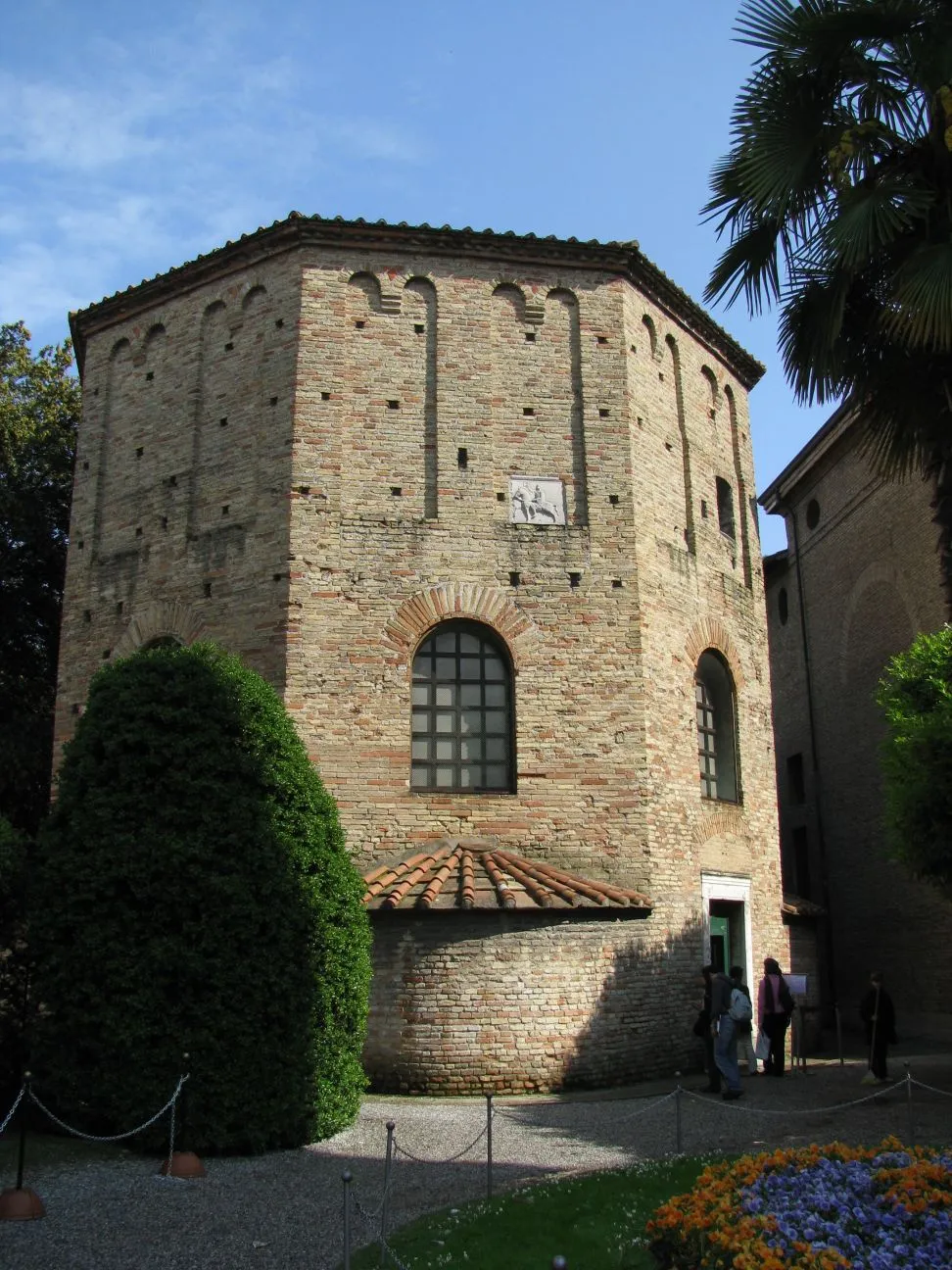 Neonské baptisterium