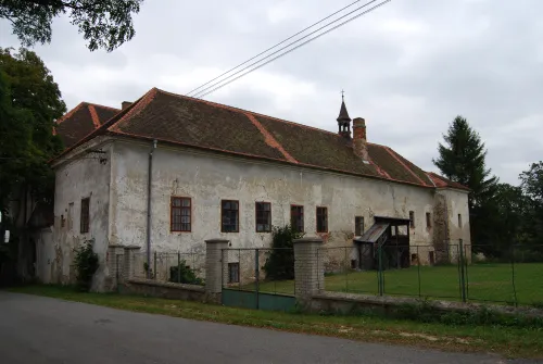 Zámek Chřešťovice